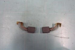 HOLZMANN - Jeu De Charbons (2 Pcs) Pour Scie à Onglet Radiale KAP255XJL